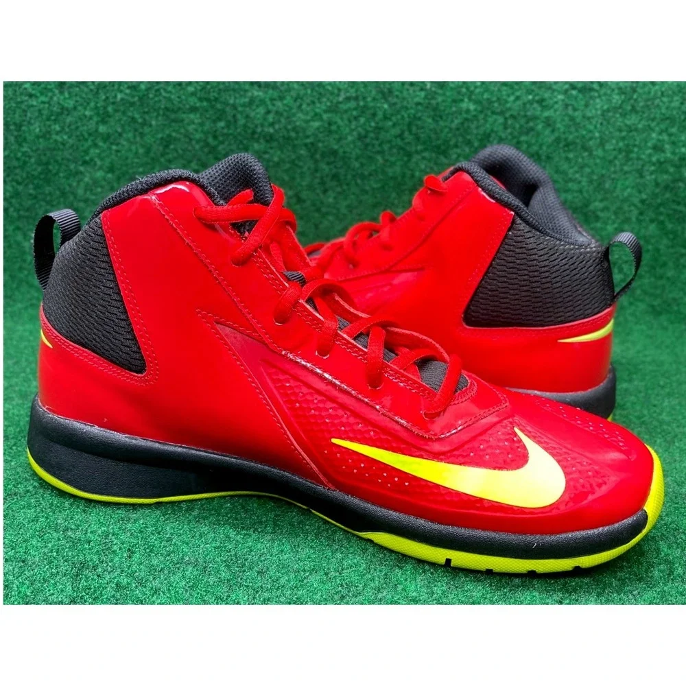 Nike Team Hustle D 7 Kids 6.5Y Mid Top Basketball Shoes Red Yellow